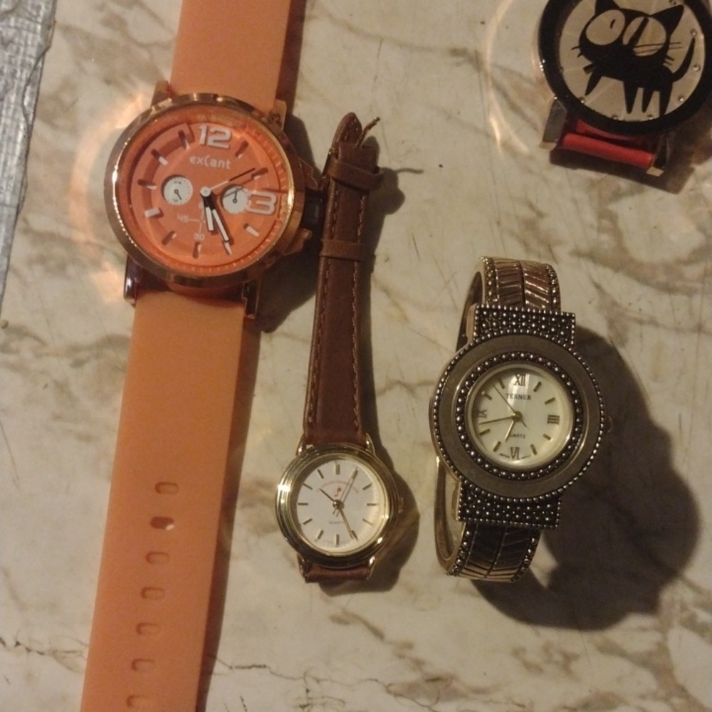 Assorted Watches Collection(18count) - Picture 2 of 6